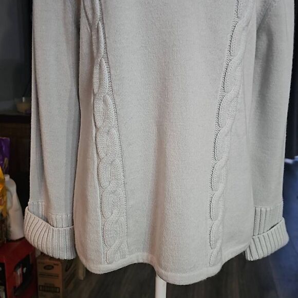 Dana Buchman, NWT, 100% Merino Wool Sweater - Picture 6 of 8
